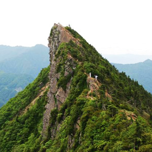 Mt. Ishizuchi (1,982 m)